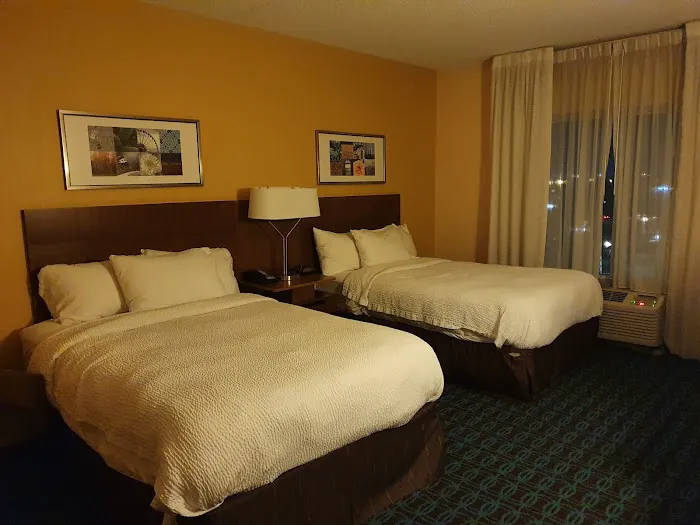 Fairfield Inn & Suites Newark Liberty International Airport Picture 8