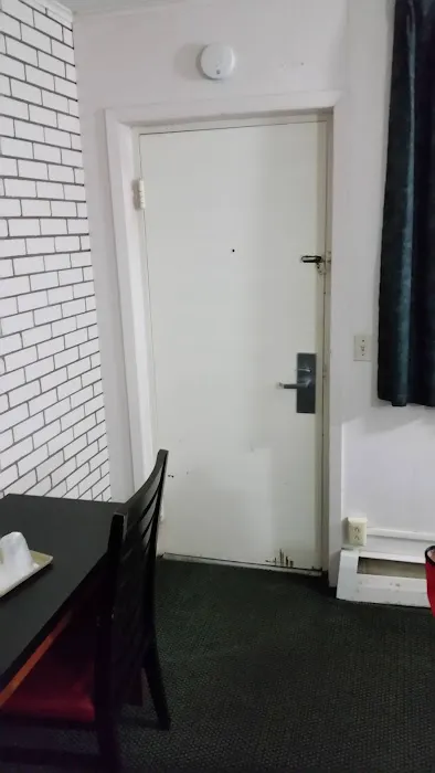 HOLLYWOOD MOTEL Picture 1