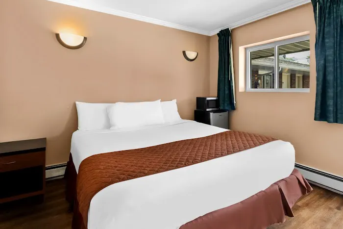Americas Best Value Inn Avenel Woodbridge Picture 2