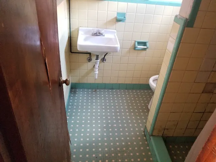 City Motel Picture 1