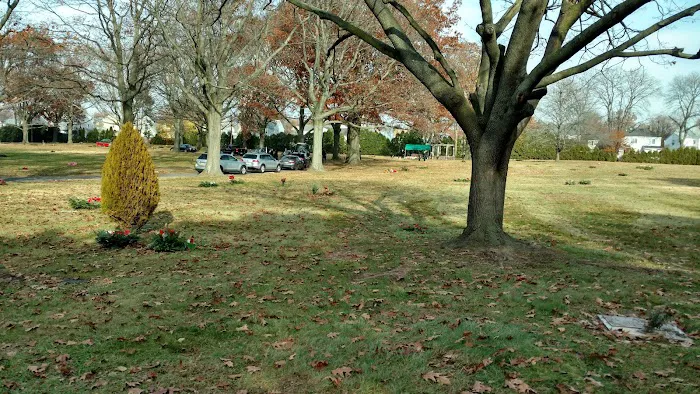 Graceland Memorial Park & Mausoleum Picture 4