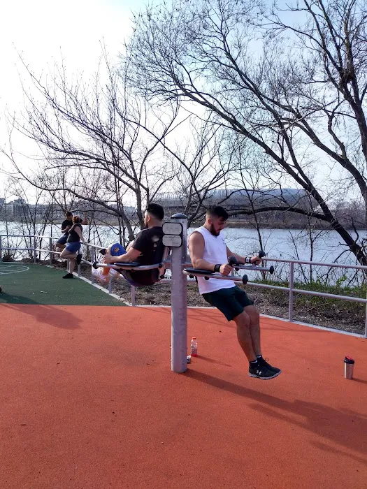 Fitness Zone - Newark Riverfront Park Picture 10