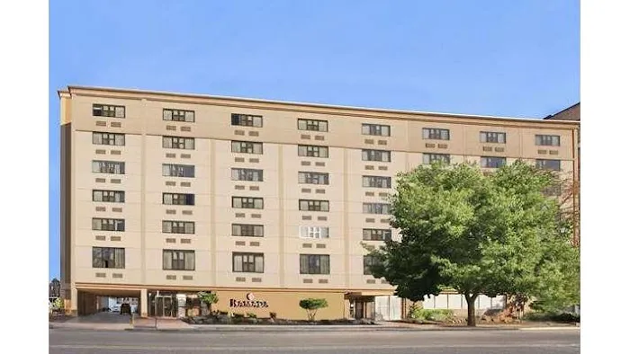 Ramada by Wyndham East Orange Picture 4