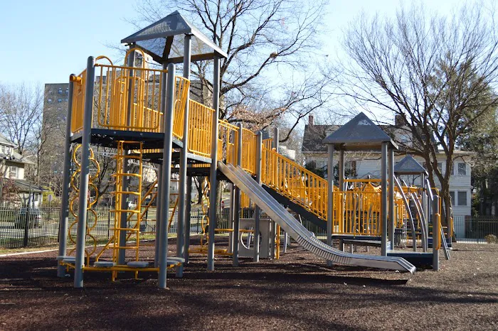 Elmwood Park Picture 7