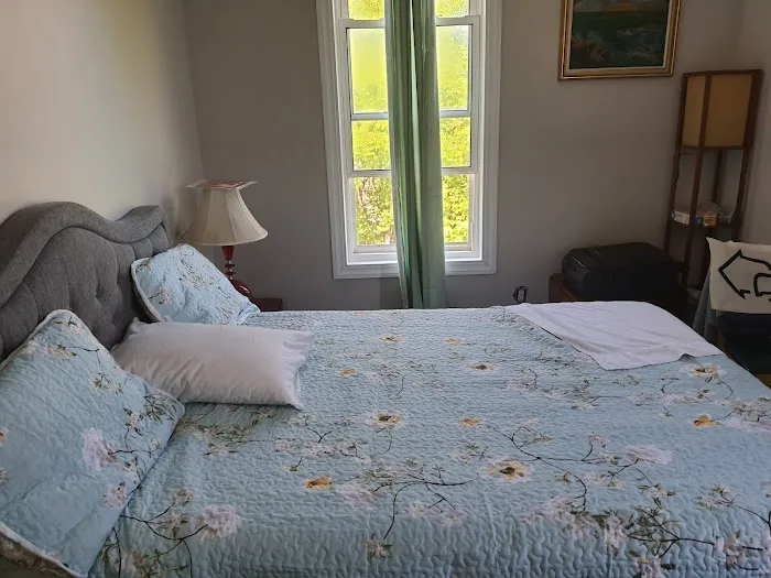 Motel House Picture 5