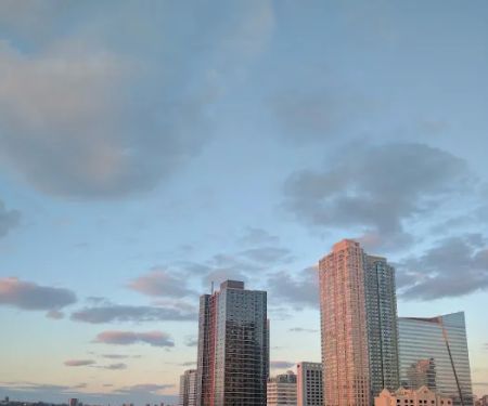 SkyCity Apartment