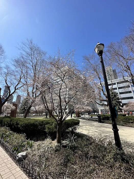 Newport Town Square Park Picture 1