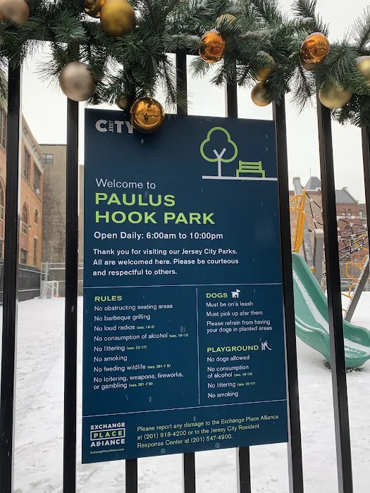 Paulus Hook Park Picture 1