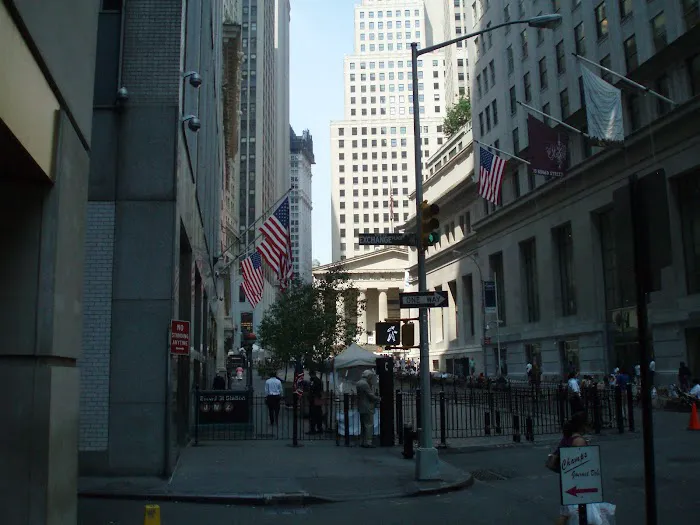 Manhattan East Suites Picture 3