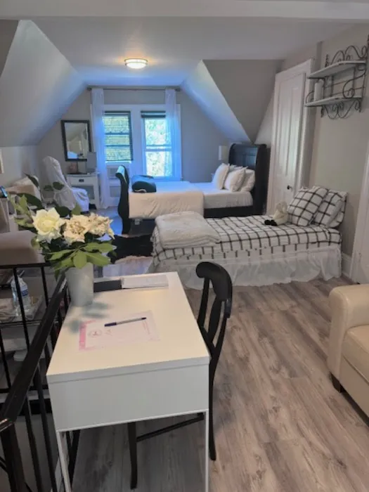 Bloom Boutique All-Inclusive Bed and Breakfast Picture 4