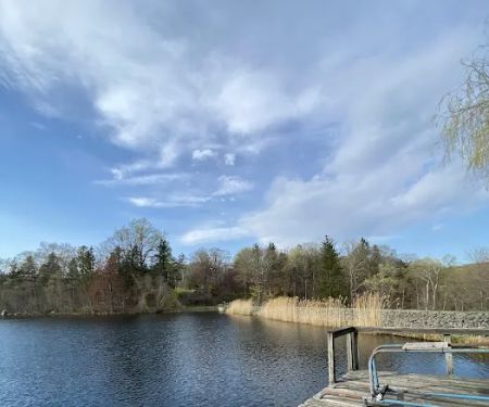 Lake Trail at Skylands Campus
