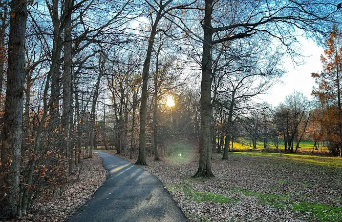 Briant Park Picture 8