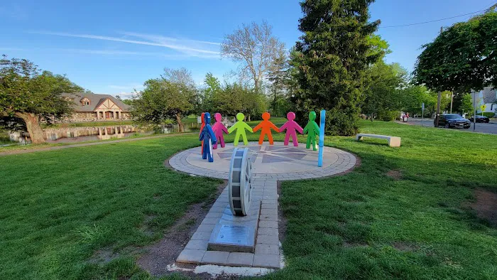 Millburn Township's - All Together Now (a sculpture by Cooper Art Works LLC) Picture 7
