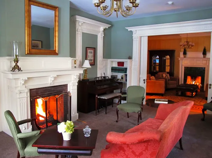 The DeBary Inn Picture 10