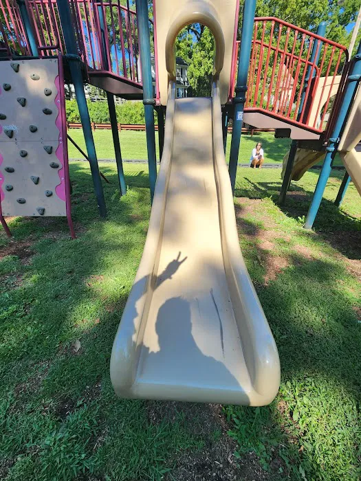 Marge Goryeb's Children's Playground Picture 7