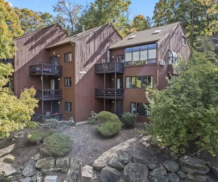 Skylift Lodge Mountain Creek Vernon Airbnb