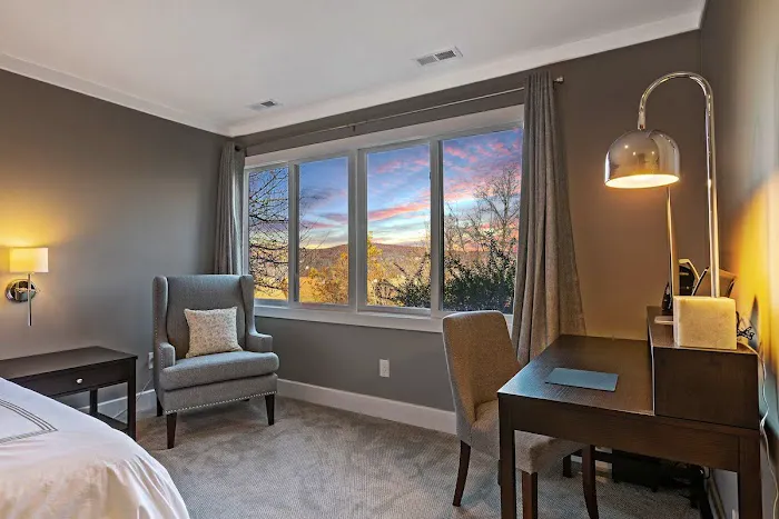 Skylift Lodge Mountain Creek Vernon Airbnb Picture 10