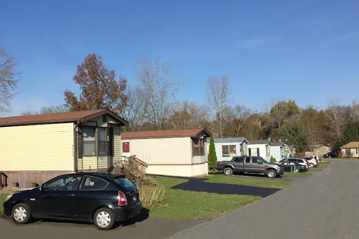 Silver Stream Village Manufactured Home Community Picture 10