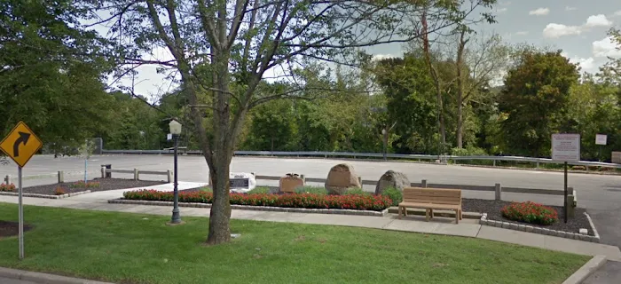 Veterans Square Picture 3