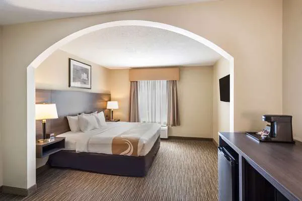 Quality Inn & Suites Fishkill South near I-84 Picture 5