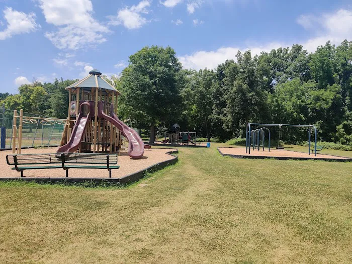 Geering Park Picture 8