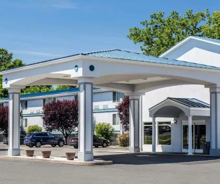 Quality Inn & Suites Danbury near University