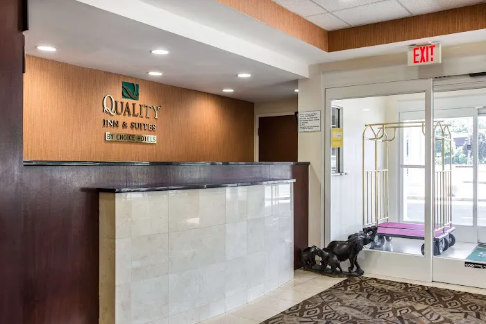 Quality Inn & Suites Danbury near University Picture 3