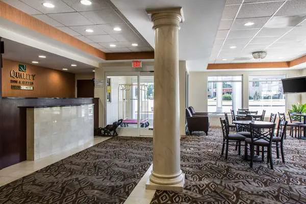 Quality Inn & Suites Danbury near University Picture 9