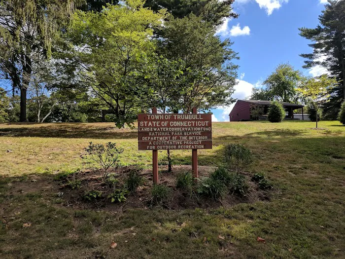 Abraham Nichols Park Picture 9