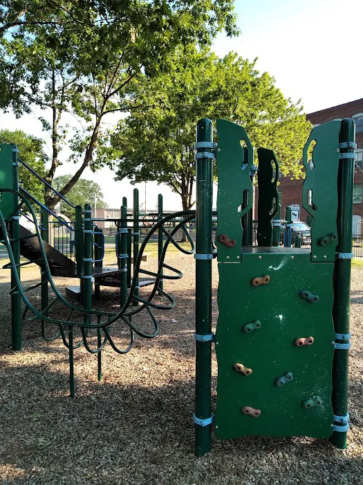 Lafayette Park Picture 3