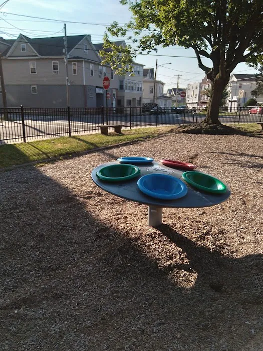 Lafayette Park Picture 2