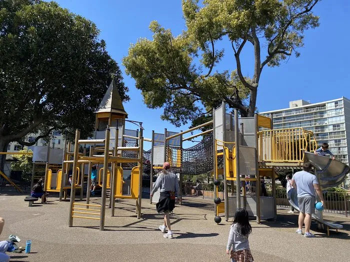 Lafayette Park Picture 6
