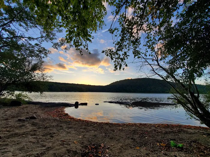 Dike Point Park Picture 3