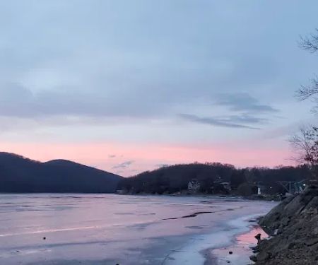 Dike Point Park