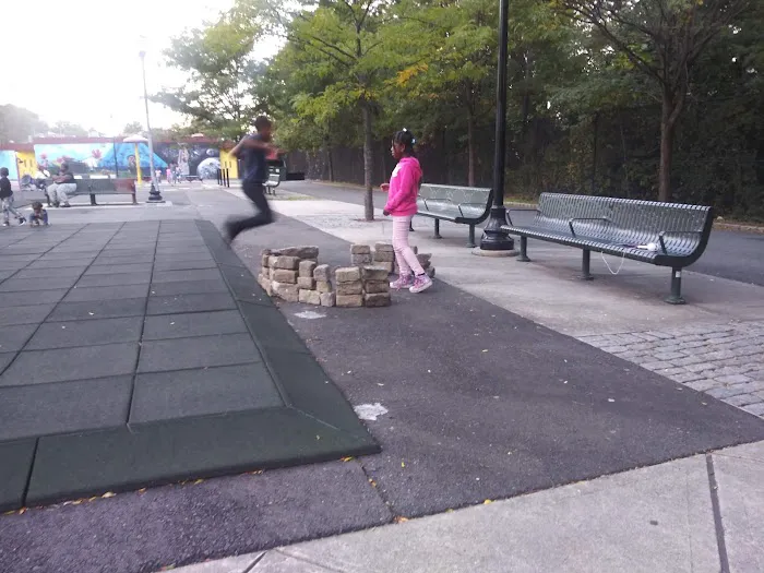 Mildred Helms Park Picture 8