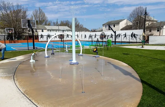Hunterdon Street Park Picture 2