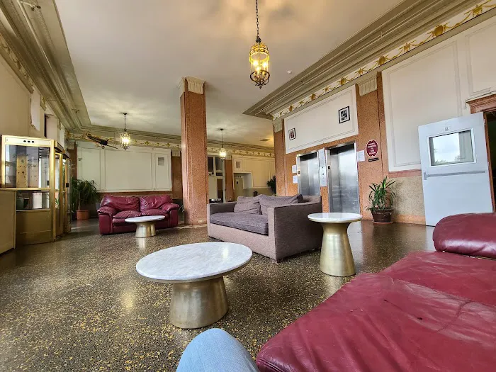 Riviera Hotel Picture 5