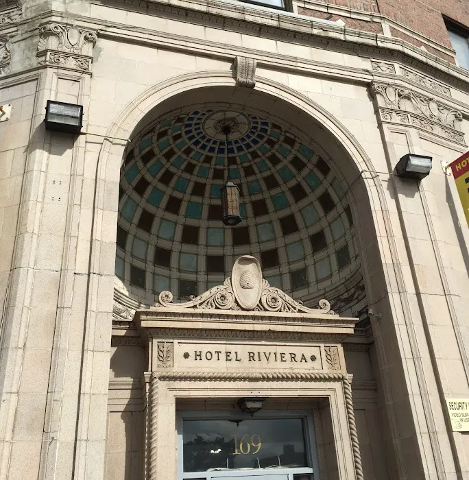 Riviera Hotel Picture 7