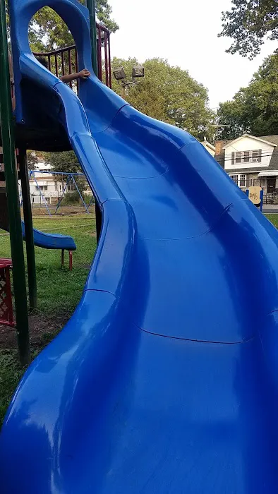 Montgomery Park Picture 4