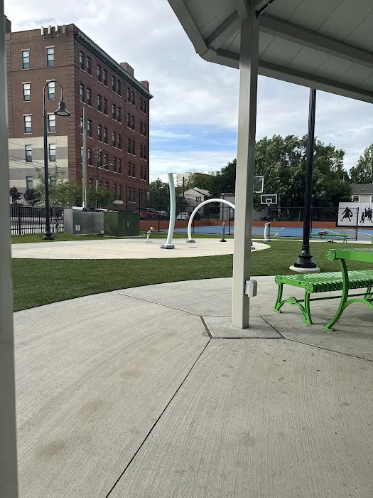Chamblee Square Park Picture 2