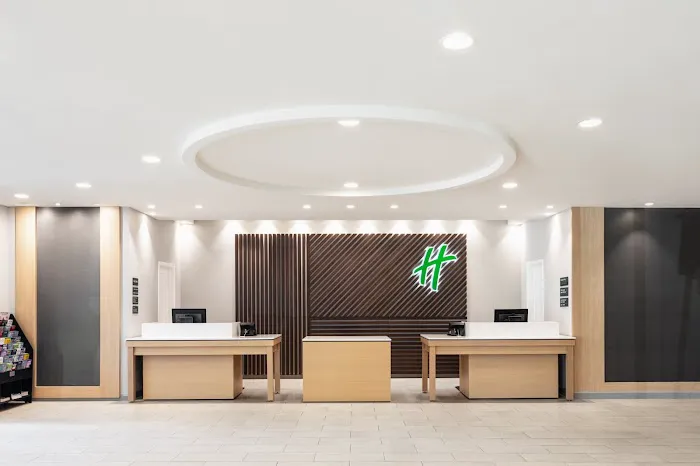 Holiday Inn Newark International Airport by IHG Picture 4