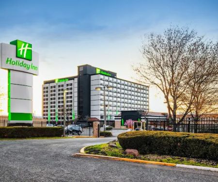 Holiday Inn Newark International Airport by IHG