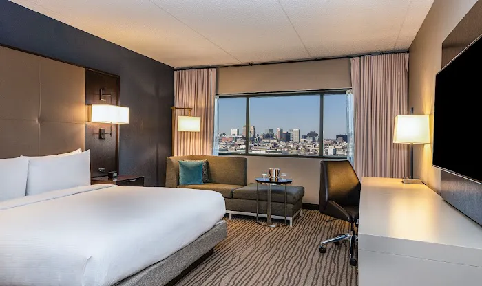 DoubleTree by Hilton Hotel Newark Airport Picture 4