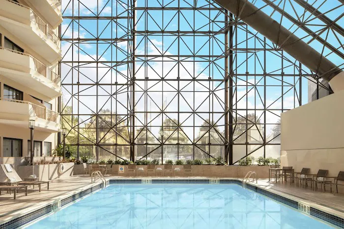 DoubleTree by Hilton Hotel Newark Airport Picture 9