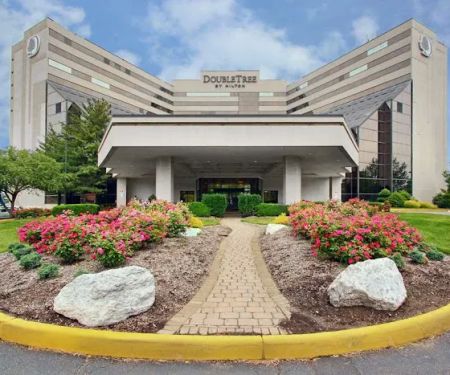DoubleTree by Hilton Hotel Newark Airport