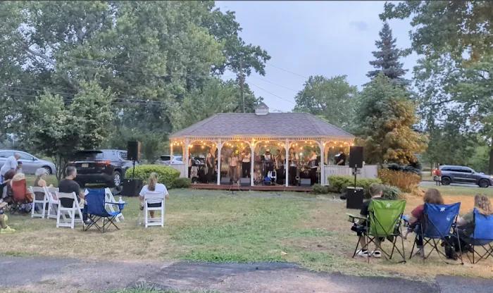 Gazebo Picture 7