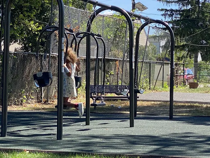 Hoover Park Picture 6