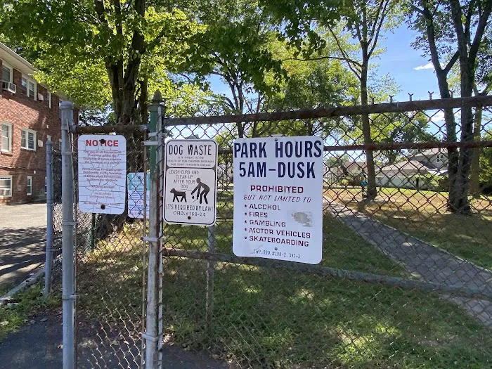 Hoover Park Picture 5