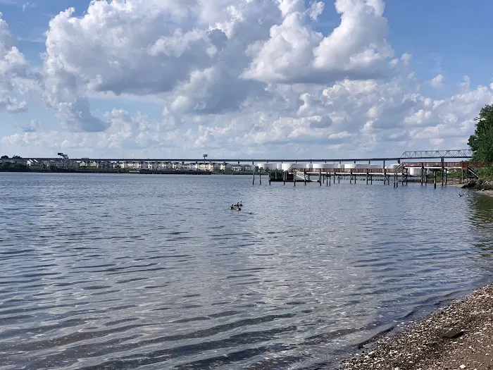 Tottenville Shore Park Picture 4