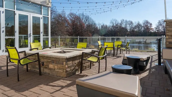 SpringHill Suites Woodbridge Picture 9